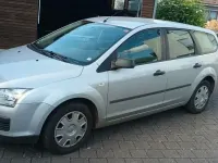 Gebraucht Ford Focus Ambiente 109 PS (80 kW) 2005 Grau Kombi