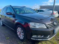 Gebraucht VW Passat 140 PS (102 kW) 2011 Grau Kombi