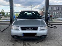 Gebraucht Audi A3 Ambiente 101 PS (74 kW) 1998 Silber Kleinwagen
