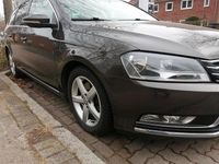 Gebraucht VW Passat 177 PS (130 kW) 2014 Braun Kombi