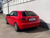 Gebraucht Audi A3 Attraction 102 PS (75 kW) 2010 Rot Kleinwagen