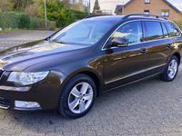 Gebraucht Skoda Superb Elegance 170 PS (125 kW) 2012 Braun Kombi