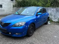 Usata Mazda 3 150 CV (110 kW) 2005 Blu Berlina