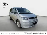 Gebraucht VW Multivan Basis 218 PS (160 kW) 2023 Reflexsilber metallic Van / Kleinbus