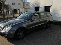 Gebraucht Mercedes E280 Elegance 190 PS (139 kW) 2008 Grau Kombi