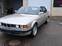 Gebraucht BMW 730 180 PS (132 kW) 1986 Gold Limousine