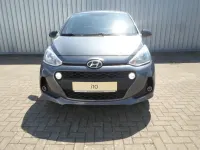 Gebraucht Hyundai i10 Passion Plus 67 PS (49 kW) 2018 Grau Kleinwagen