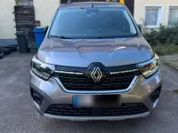 Gebraucht Renault Kangoo Equilibre 131 PS (96 kW) 2025 Grau Van / Kleinbus