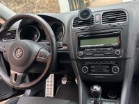 Gebraucht VW Golf VI Style 125 PS (91 kW) 2011 Schwarz Kleinwagen