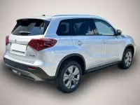 Neu Suzuki Vitara Comfort 110 PS (80 kW) 2026 Silber SUV