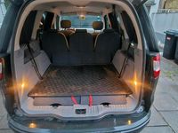 Second-hand Ford Galaxy 145 CP (106 kW) 2008 Gri Monovolum