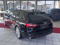 Gebraucht Audi A4 204 PS (150 kW) 2023 Schwarz Kombi