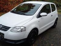 Gebraucht VW Fox 54 PS (39 kW) 2009 Weiß Kleinwagen