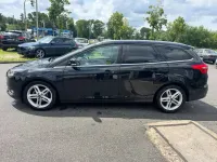 Gebraucht Ford Focus Titanium 125 PS (91 kW) 2018 Iridiumschwarz metallic Kombi