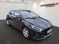 Gebraucht Hyundai i20 101 PS (74 kW) 2024 Schwarz Limousine