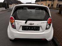 Gebraucht Chevrolet Spark 68 PS (50 kW) 2011 Weiß Kleinwagen