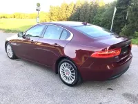 Gebraucht Jaguar XE Portfolio 163 PS (119 kW) 2015 Rot Limousine