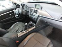 Gebraucht BMW 318 143 PS (105 kW) 2014 Weiß Limousine