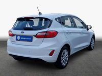 Gebraucht Ford Fiesta Cool & Connect 101 PS (74 kW) 2022 Weiß Kleinwagen