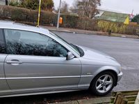 Gebraucht BMW 320 150 PS (110 kW) 2000 Silber Coupé