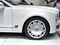 Gebraucht Bentley Mulsanne 513 PS (377 kW) 2011 Weiß Limousine