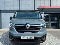 Gebraucht Renault Trafic Komfort 150 PS (110 kW) 2023 Städtisches grau Van / Kleinbus