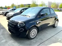 Gebraucht Fiat 500e Action 69 kW (95 PS) 2023 Schwarz Kleinwagen