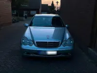 Gebraucht Mercedes C180 129 PS (94 kW) 2000 Silber Limousine