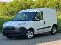Gebraucht Opel Combo 105 PS (77 kW) 2017 Weiß Van / Kleinbus
