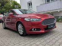 Gebraucht Ford Mondeo Titanium 160 PS (117 kW) 2015 Rot Limousine