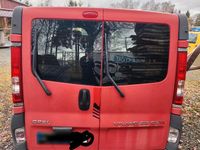 Używany Opel Vivaro 144 KM (105 kW) 2007 Czerwony Minivan