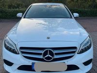 Gebraucht Mercedes C200 160 PS (117 kW) 2019 Weiß Limousine