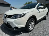 Gebraucht Nissan Qashqai Acenta 131 PS (96 kW) 2015 Weiß SUV