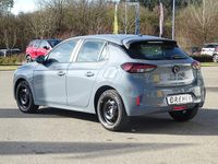 Neu Opel Corsa Edition 101 PS (74 kW) 2026 Grafik grau Limousine