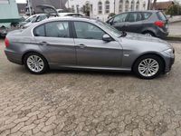 gebraucht BMW 320 320 d LUXE