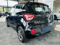 Gebraucht Hyundai i10 Style 87 PS (63 kW) 2020 Schwarz metallic Kleinwagen