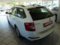 Gebraucht Skoda Octavia Elegance 105 PS (77 kW) 2013 Weiß Kombi