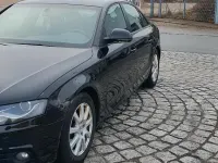 Używany Audi A4 143 KM (105 kW) 2009 Czarny Sedan/Limuzyna
