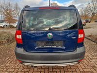 Gebraucht Skoda Yeti Active 105 PS (77 kW) 2010 Blau SUV