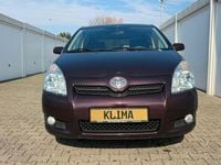 Gebraucht Toyota Corolla Verso Team 129 PS (94 kW) 2008 Rot Van / Kleinbus