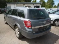 Gebraucht Opel Astra 105 PS (77 kW) 2008 Grau Limousine