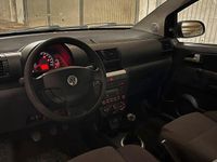 Gebraucht VW Fox 60 PS (44 kW) 2011 Silber Kleinwagen