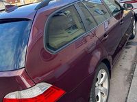 Gebraucht BMW 520 163 PS (119 kW) 2010 Rot Kombi