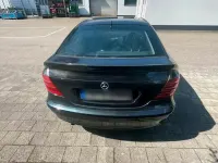 Gebraucht Mercedes C180 129 PS (94 kW) 2002 Schwarz Coupé