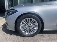 Gebraucht Mercedes C180 Avantgarde 170 PS (125 kW) 2025 Lack hightechsilber Kombi