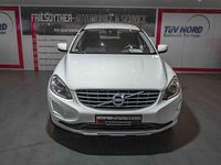 Gebraucht Volvo XC60 Momentum 190 PS (139 kW) 2016 Weiß SUV