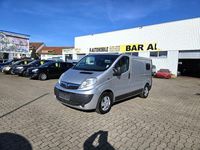 Gebraucht Opel Vivaro 145 PS (106 kW) 2011 Silber Van / Kleinbus