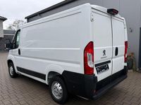 Gebraucht Peugeot Boxer 140 PS (102 kW) 2021 Weiß Van