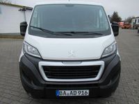 Gebraucht Peugeot Boxer 144 PS (105 kW) 2019 Weiß Van