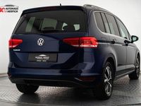 Gebraucht VW Touran Highline 150 PS (110 kW) 2020 Atlantik blue metallic Van / Kleinbus